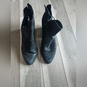 EILEEN FISHER black genuine leather ankle boots chunky heel back zipper lace up